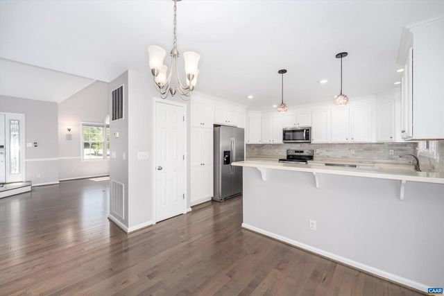 1015 BIRDWOOD RD, Charlottesville, VA 22903