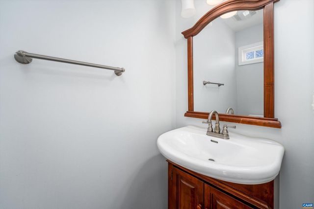 1015 BIRDWOOD RD, Charlottesville, VA 22903