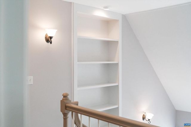 1015 BIRDWOOD RD, Charlottesville, VA 22903