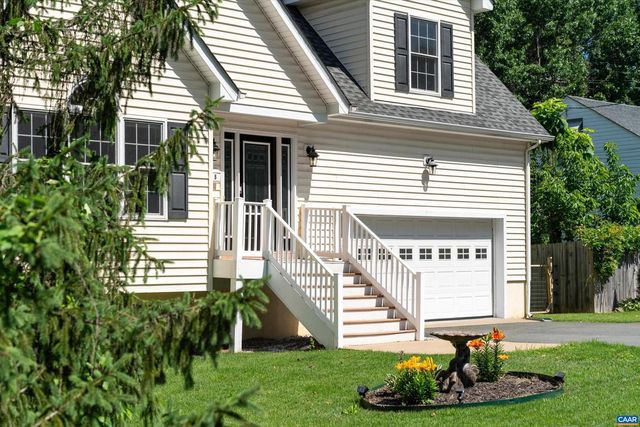 1015 BIRDWOOD RD, Charlottesville, VA 22903