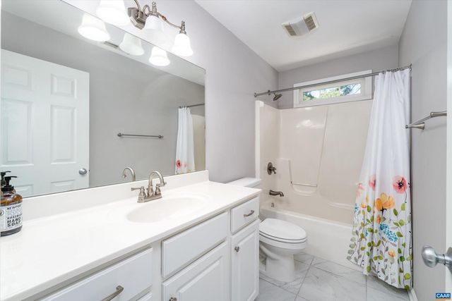 1015 BIRDWOOD RD, Charlottesville, VA 22903