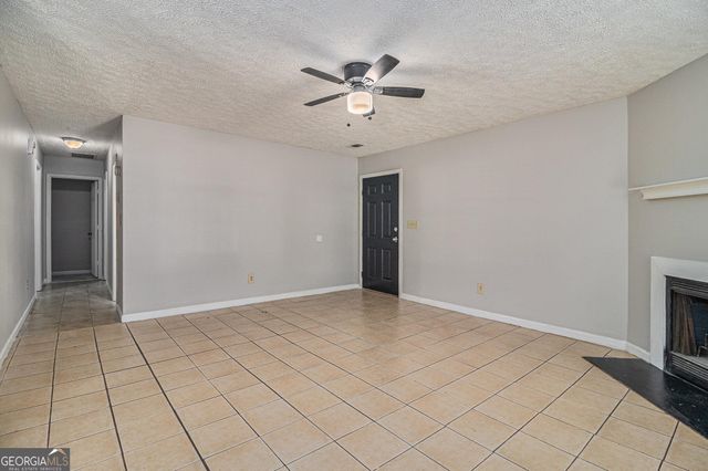 5913 Summerglen Lane, Atlanta, GA 30349