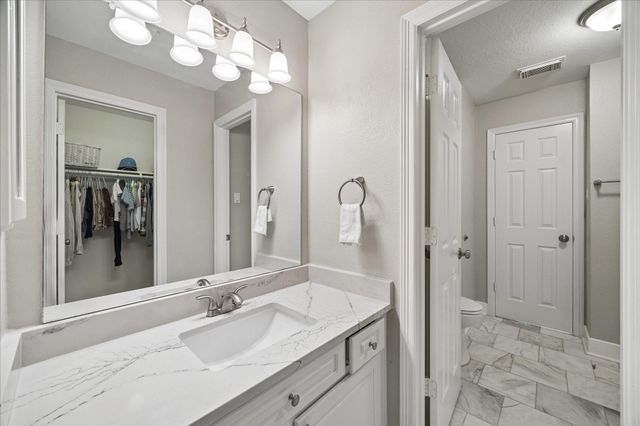 3218 Oakland Lake Circle, Missouri City, TX 77459