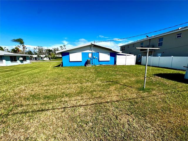 3724 117TH STREET W, Bradenton, FL 34210
