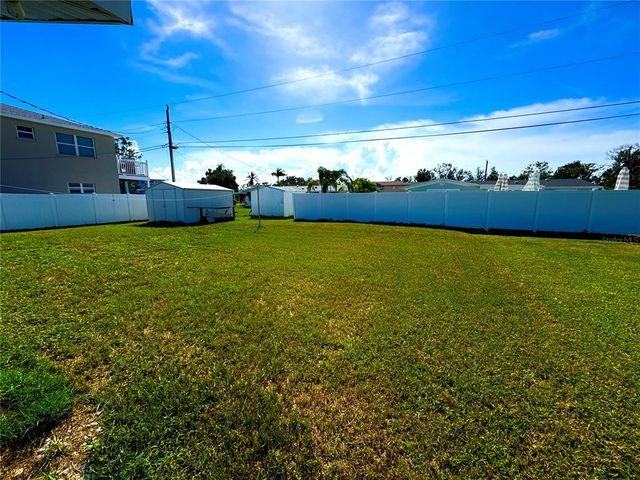 3724 117TH STREET W, Bradenton, FL 34210