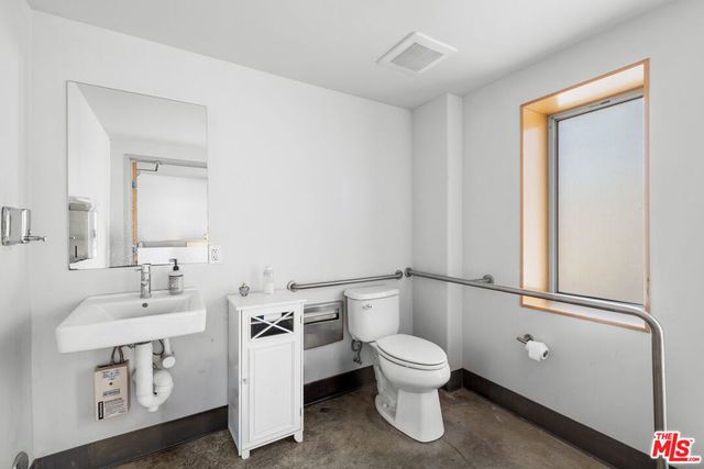 2880 W Valley Boulevard, Alhambra, CA 91803