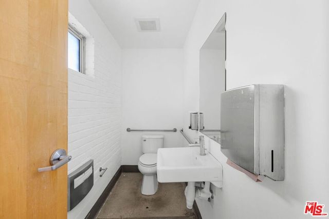 2880 W Valley Boulevard, Alhambra, CA 91803