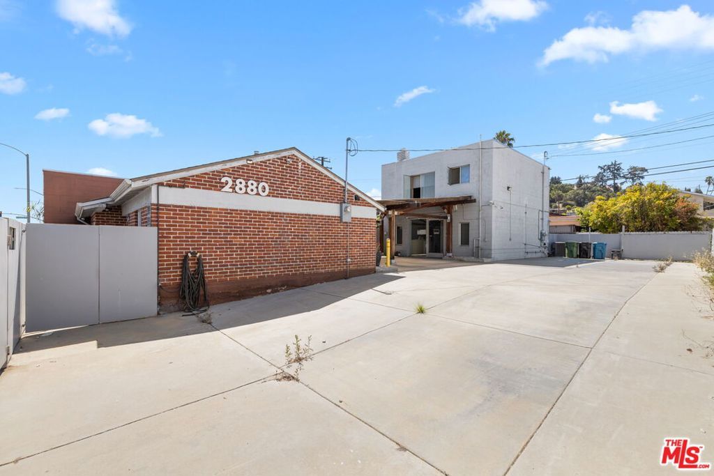 2880 W Valley Boulevard, Alhambra, CA 91803