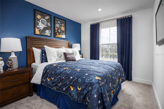 568 CREEDMORE LANE, Debary, FL 32713