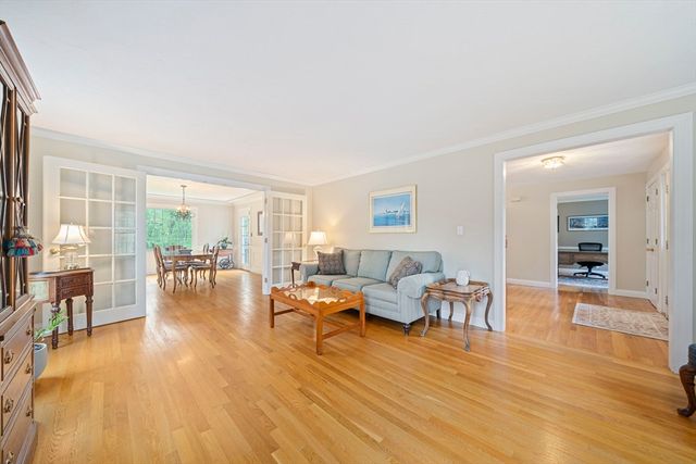 85 York St, Canton, MA 02021