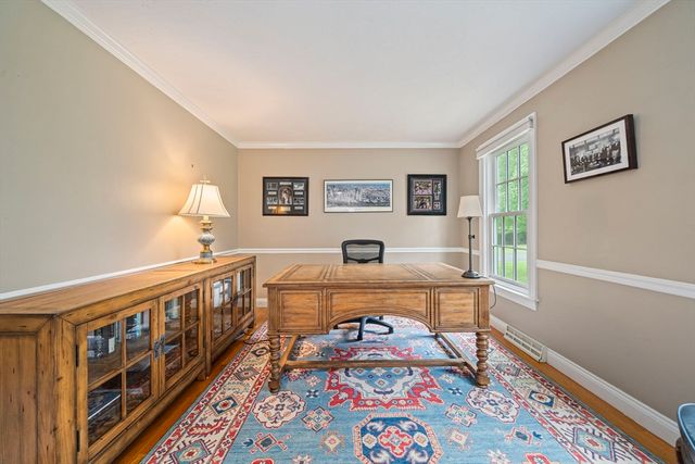 85 York St, Canton, MA 02021
