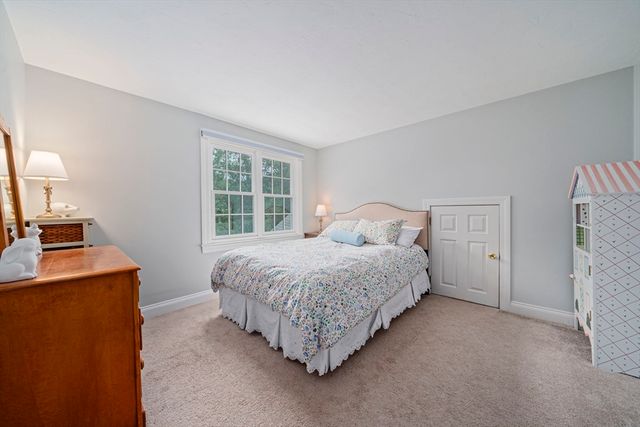 85 York St, Canton, MA 02021