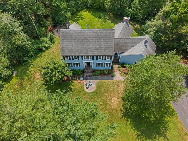 85 York St, Canton, MA 02021
