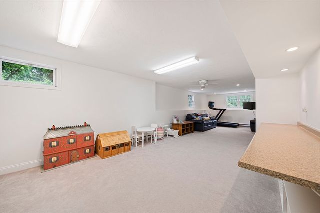 85 York St, Canton, MA 02021