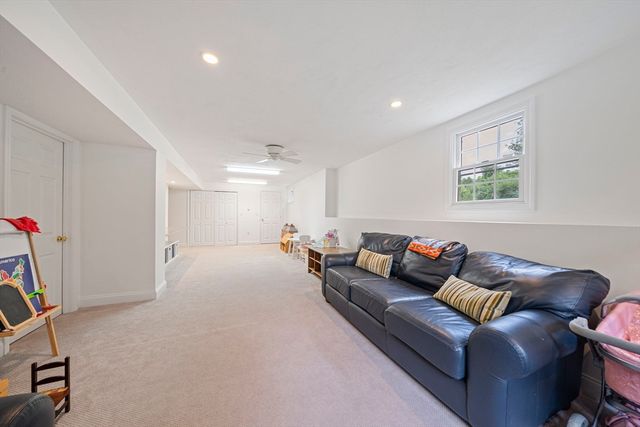 85 York St, Canton, MA 02021