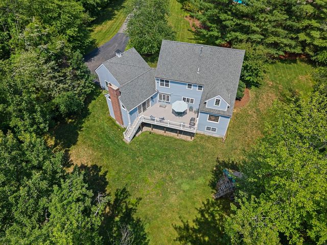85 York St, Canton, MA 02021