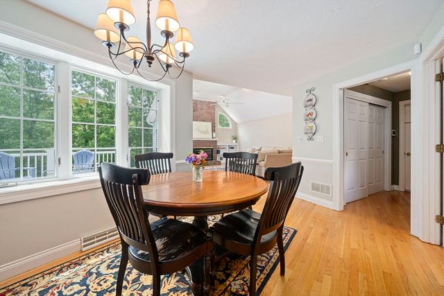 85 York St, Canton, MA 02021