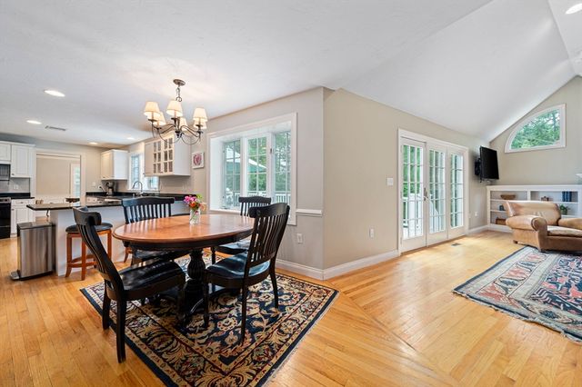 85 York St, Canton, MA 02021
