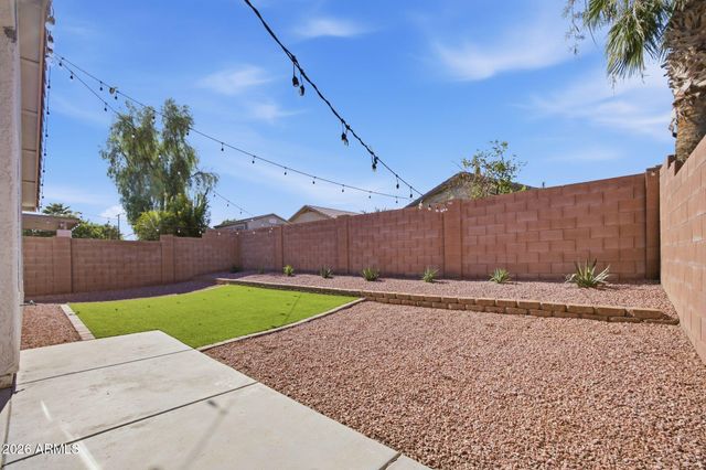 2712 E ANDERSON Drive, Phoenix, AZ 85032