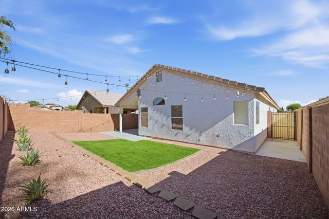 2712 E ANDERSON Drive, Phoenix, AZ 85032