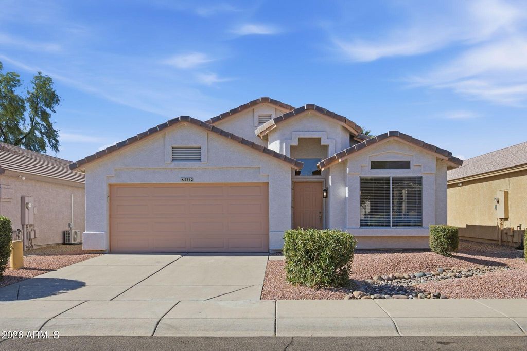 2712 E ANDERSON Drive, Phoenix, AZ 85032