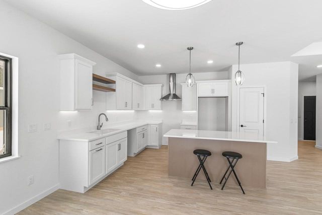 322 Willow Street, Pardeeville, WI 53954