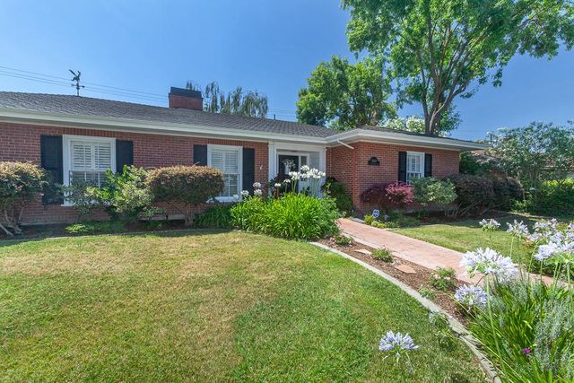 1060 W Monterey Ave, Stockton, CA 95204