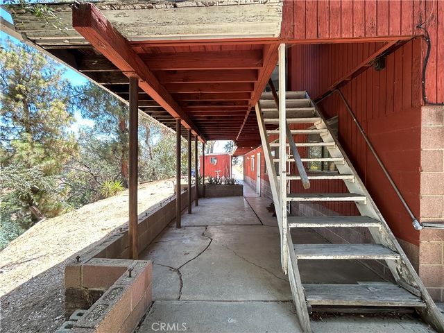 12229 Alta, Sylmar, CA 91342
