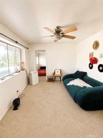 12229 Alta, Sylmar, CA 91342
