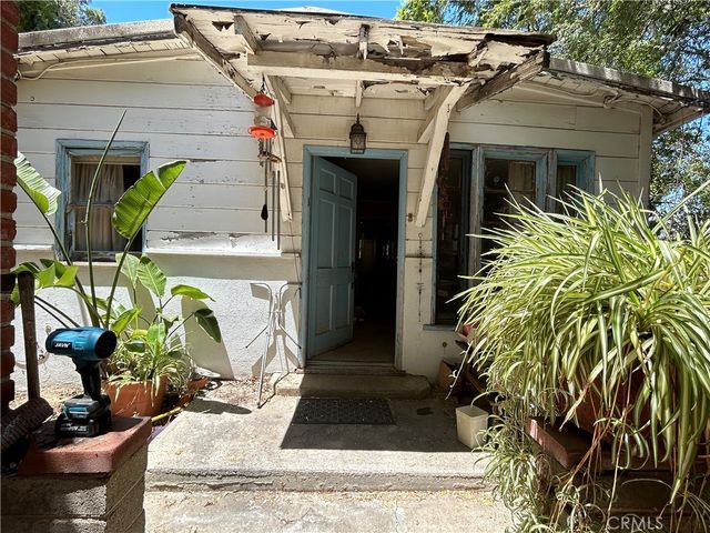 12229 Alta, Sylmar, CA 91342