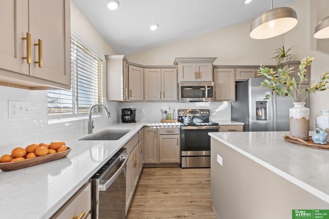 8012 S 200th Street, Gretna, NE 68018