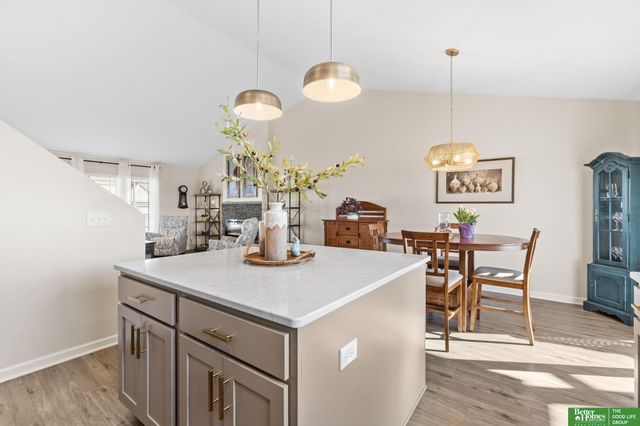 8012 S 200th Street, Gretna, NE 68018