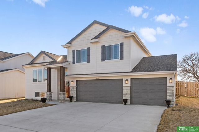 8012 S 200th Street, Gretna, NE 68018
