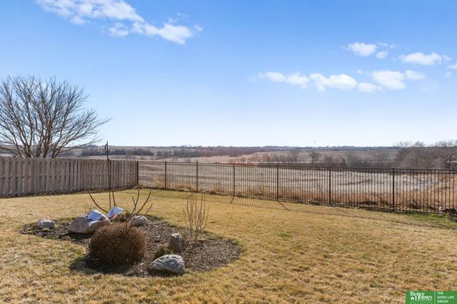 8012 S 200th Street, Gretna, NE 68018