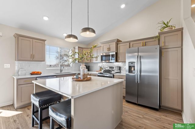 8012 S 200th Street, Gretna, NE 68018