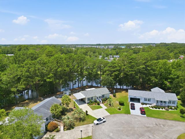 3008 Winnipeg Dr, Little River, SC 29566