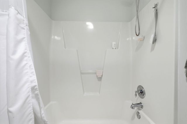 3008 Winnipeg Dr, Little River, SC 29566