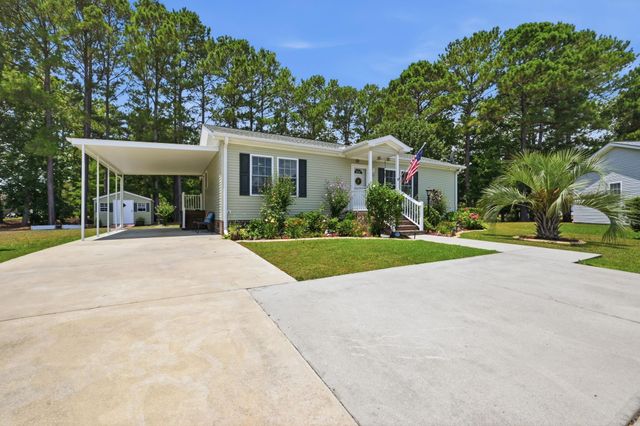 3008 Winnipeg Dr, Little River, SC 29566
