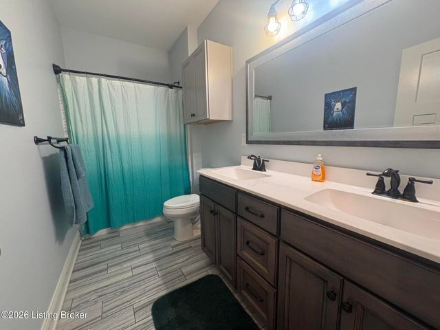 147 Williamsburg Ct, Mt Washington, KY 40047