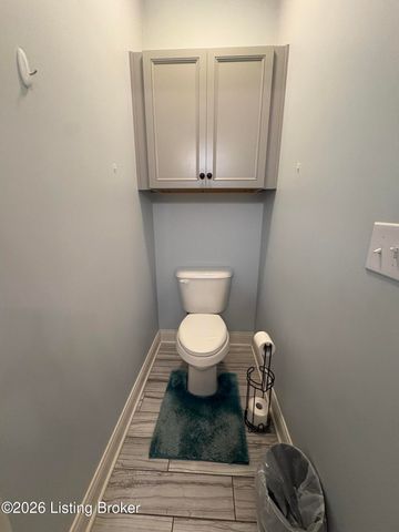 147 Williamsburg Ct, Mt Washington, KY 40047