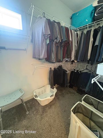 147 Williamsburg Ct, Mt Washington, KY 40047
