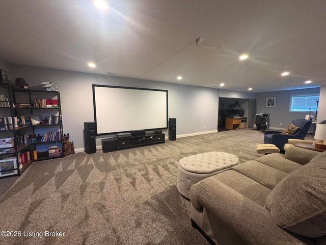 147 Williamsburg Ct, Mt Washington, KY 40047