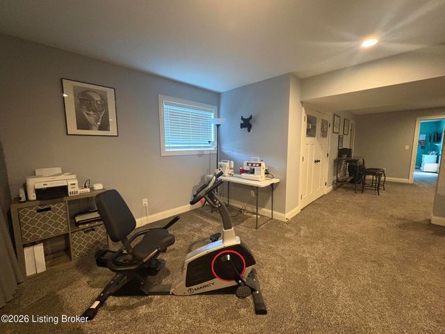 147 Williamsburg Ct, Mt Washington, KY 40047