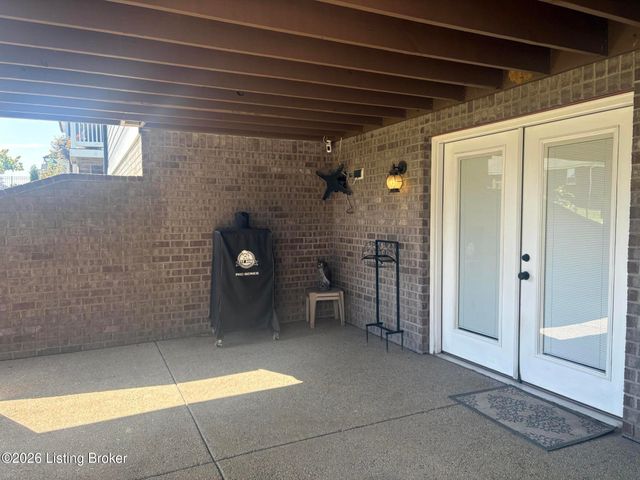 147 Williamsburg Ct, Mt Washington, KY 40047