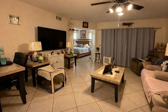 10382 NW 24th Place 107, Sunrise, FL 33322