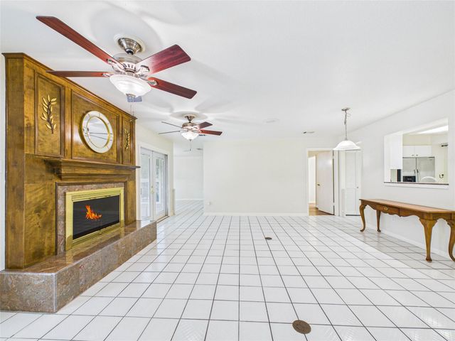 2719 Olympia Drive, Missouri City, TX 77459
