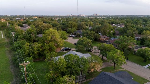 2303 Avon Street, Bryan, TX 77802