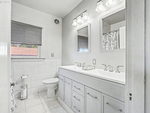 5774 Ne GARFIELD Ave, Portland, OR 97211