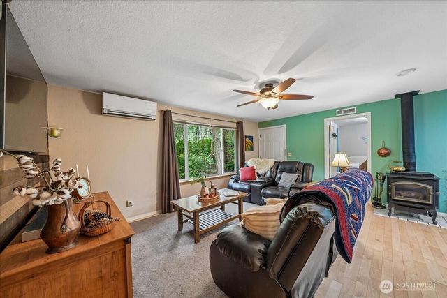 11222 Country Club Place, Anderson Island, WA 98303