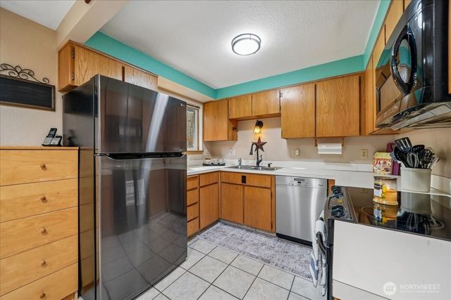 11222 Country Club Place, Anderson Island, WA 98303